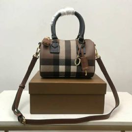 Picture of Burberry Lady Handbags _SKUfw114636289fw